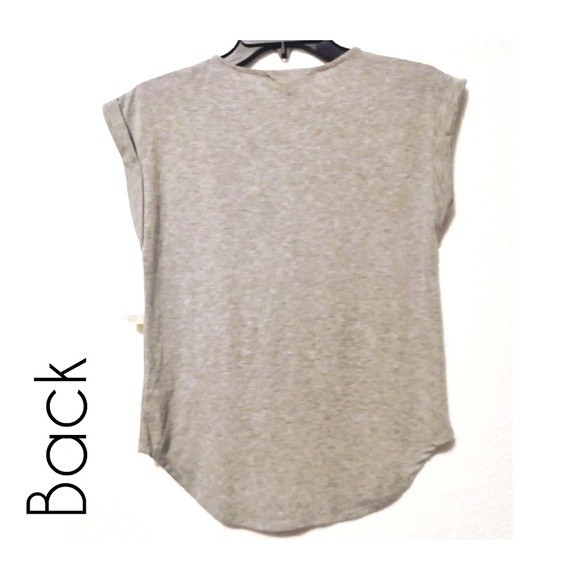 Almost‎ Famous Gray Criss Cross Top - Picture 4 of 4